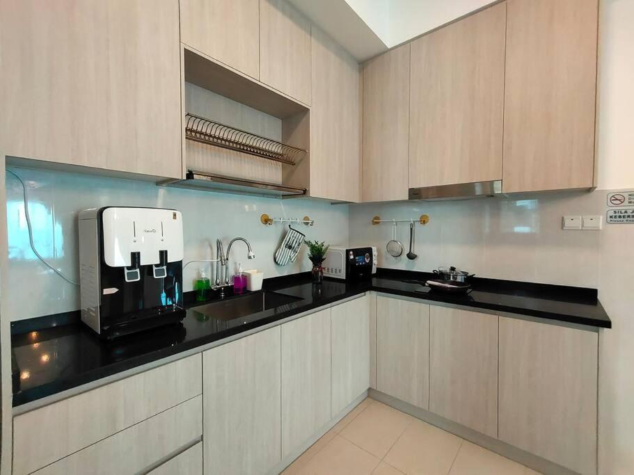 Elegant Homes 9Pax 5Bed Sunway Pyramid-Lagoon 2 Car Park Petaling Jaya Exterior photo
